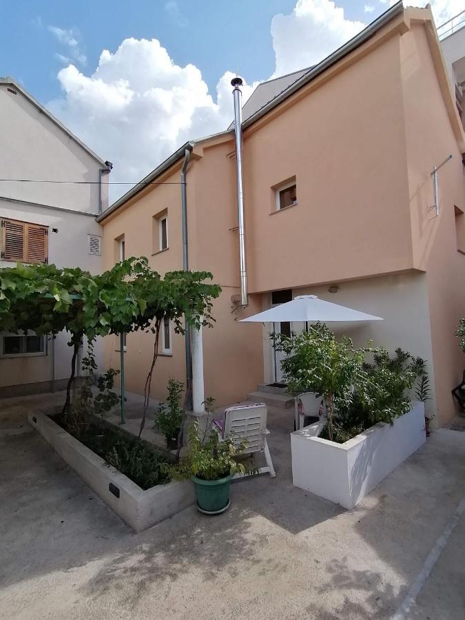 Hotel Kuca Za Odmor Ema Szybenik Zewnętrze zdjęcie